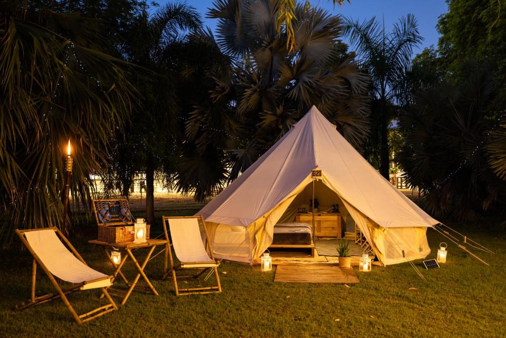 GLAMPING - August Only